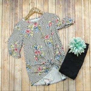 Chris & Carol M Floral Striped Women's Top
